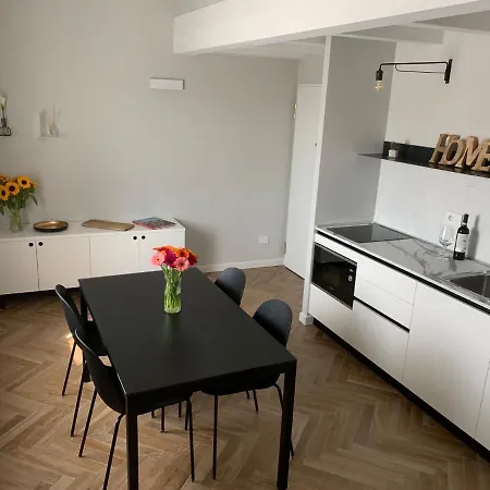 Homethirtyfour Apartament Werona