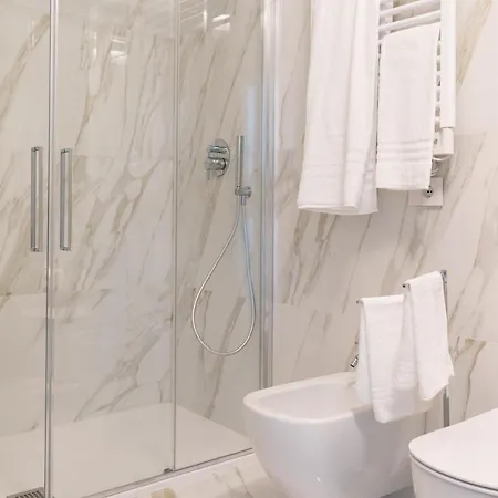 Homethirtyfour Apartment